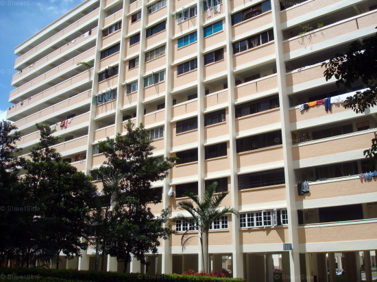 Yishun Street 61 thumbnail photo